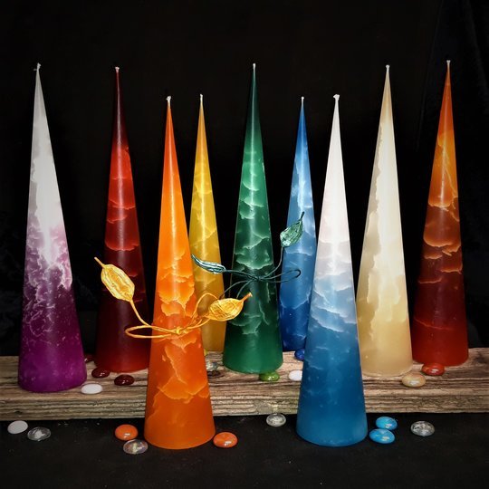 Colourful handmade table candles CARTIO-Paraffine. CANDAVON